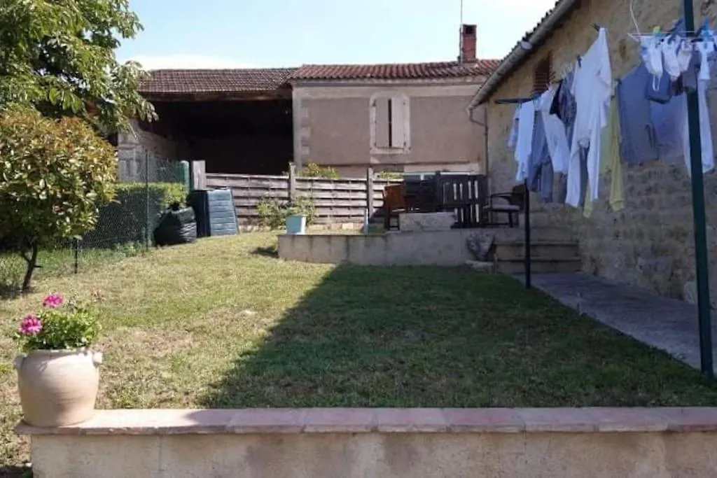Holiday home Maison Au Coeur Du Triangle D'Or Cestayrols France